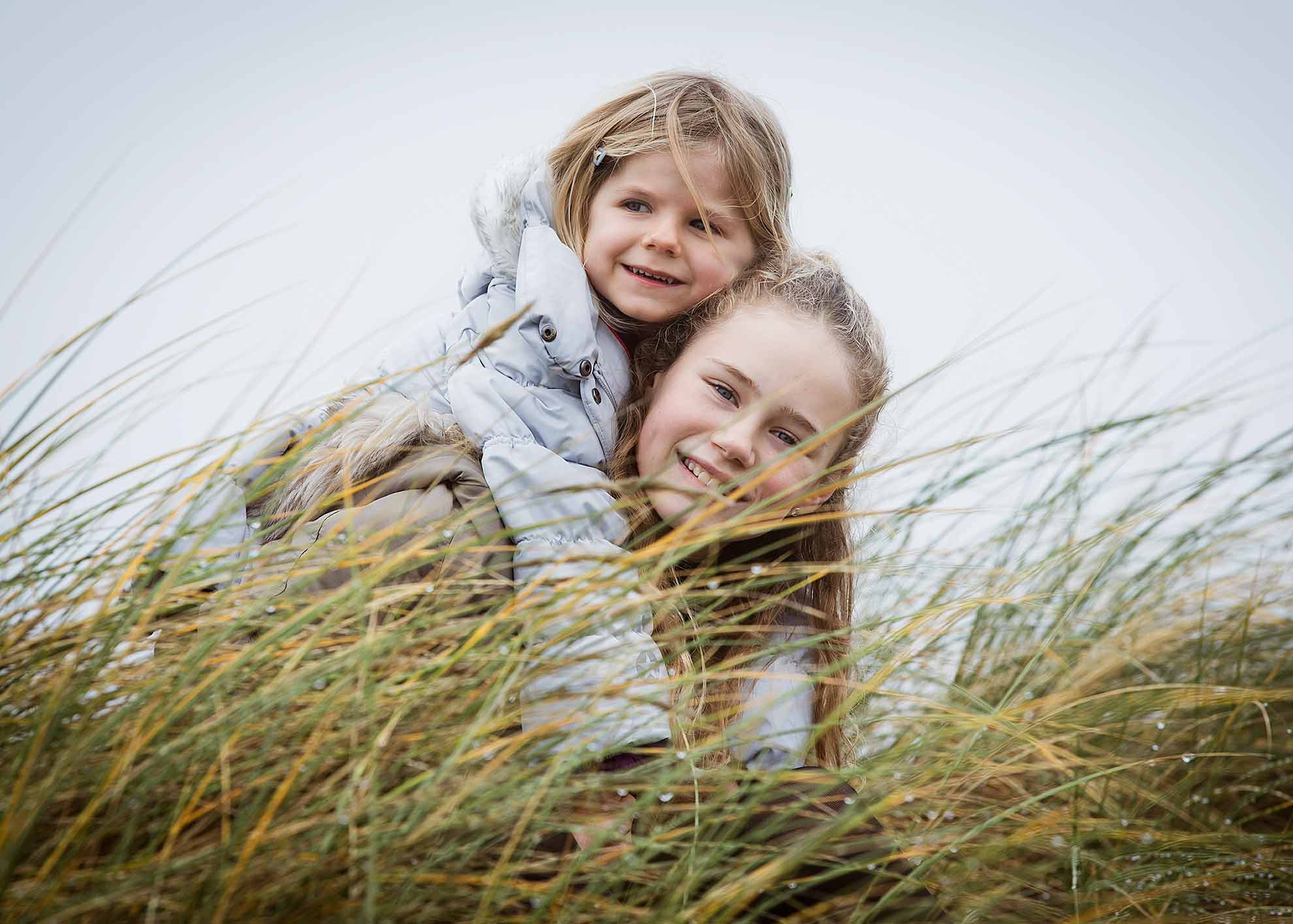 Søskendefoto ved Amagerstrandpark